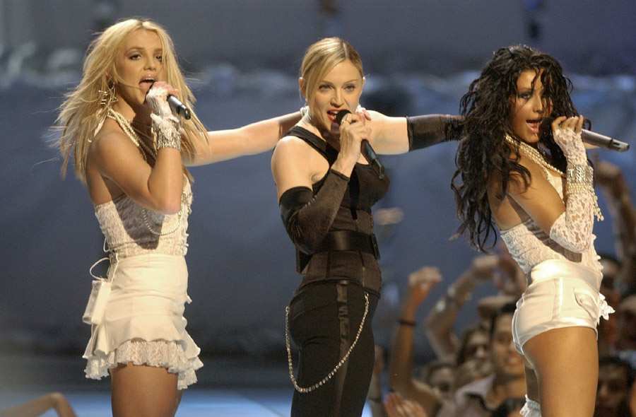 MTV VMA 2003:   : ,  ,   009
