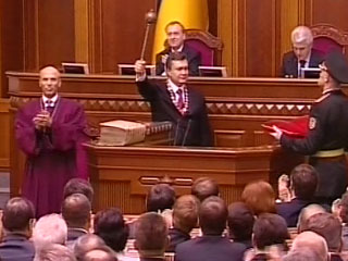 Феномен Януковича: год побед и несбывшихся надежд